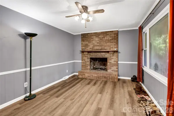 7065 Fieldcrest LN, Denver, NC 28037