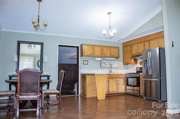 104 Buena Vista DR, Morganton, NC 28655