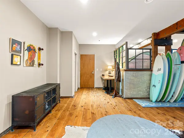 23 Rankin AVE #301, Asheville, NC 28801