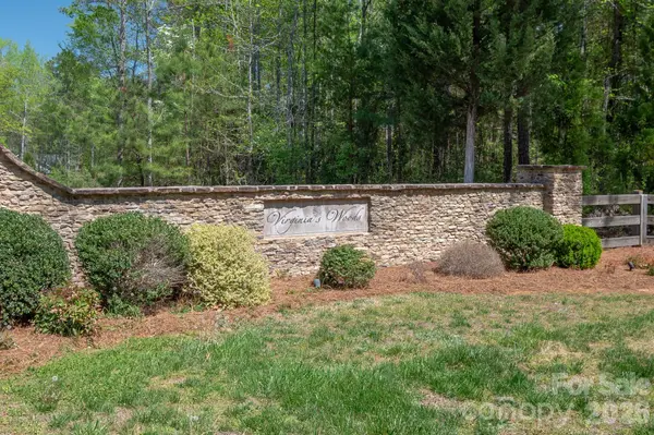 2170 Two Sisters DR, Van Wyck, SC 29720