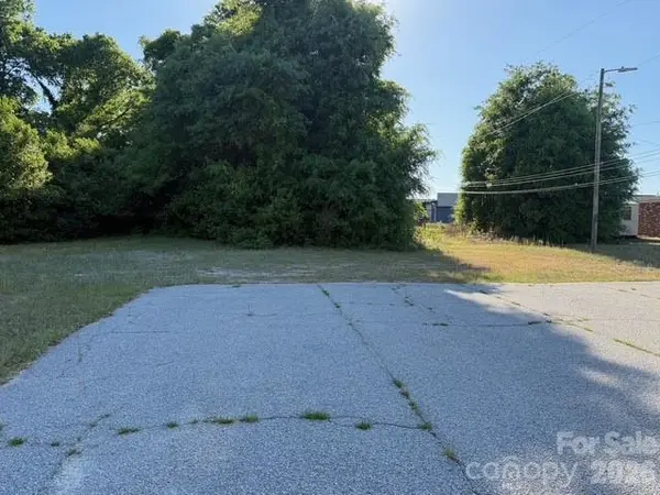 104 S Ashe ST, Kershaw, SC 29067
