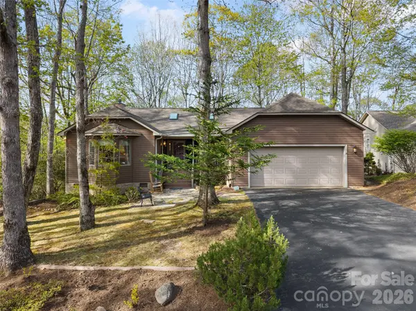 31 Udvawadulisi CT, Brevard, NC 28712