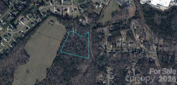 1 Miller Pond RD, Rock Hill, SC 29732