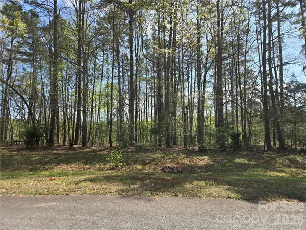 286 Aberdeen CT E #43, Badin Lake, NC 28127