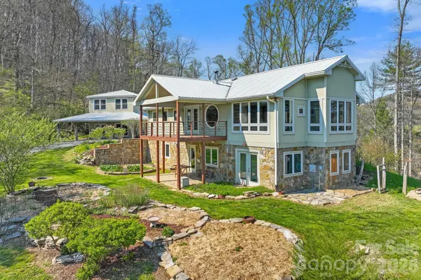 310 Burr RDG, Marshall, NC 28753
