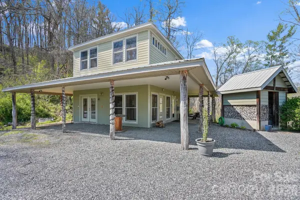 310 Burr RDG, Marshall, NC 28753