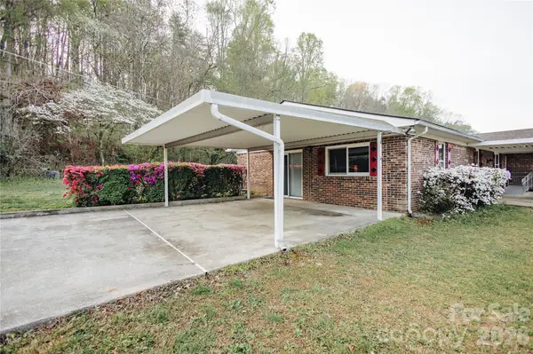 205 Bond ST, Marion, NC 28752