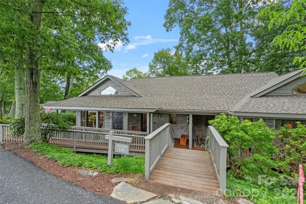 135 Club House DR #5A,  Burnsville,  NC 28714