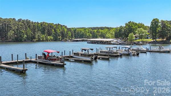 1028 Garfield RD, Sherrills Ford, NC 28673