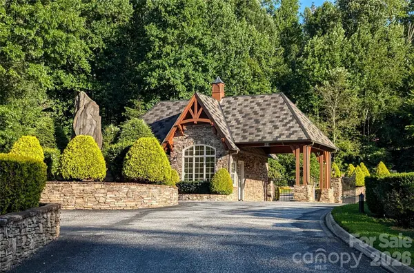 0 Rock Ledge DR, Lake Lure, NC 28746