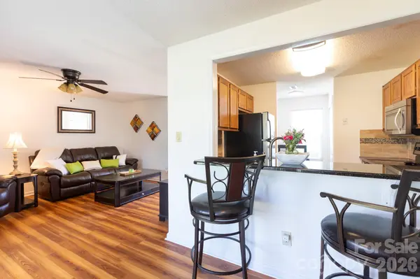5600 Amity Springs DR, Charlotte, NC 28212