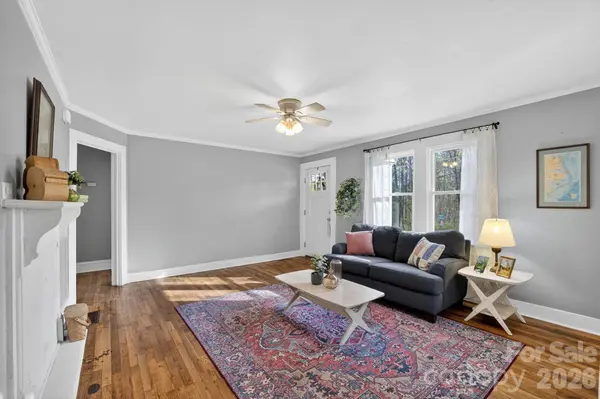 713 Prospect ST NW, Lenoir, NC 28645