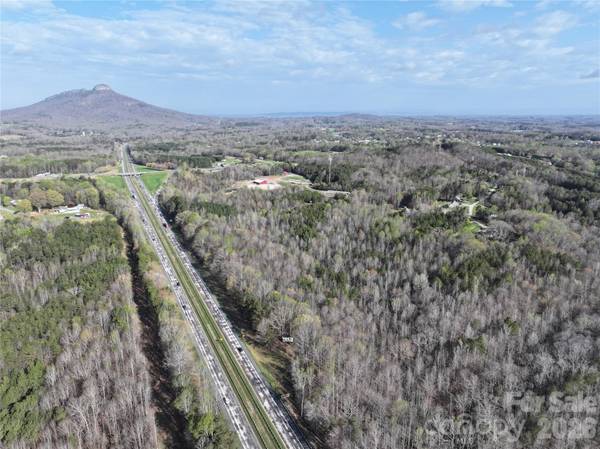 1164 Robert C Kellam RD, Pinnacle, NC 27043