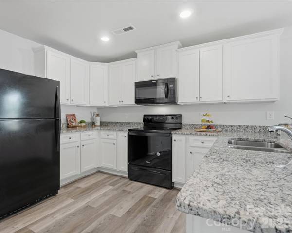 155 Trail Wood CT, Salisbury, NC 28146