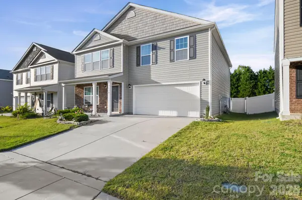 2130 Eastway DR, Dallas, NC 28034