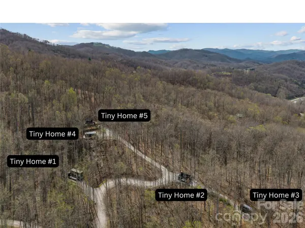 198 Quiet Forest LN, Sylva, NC 28779