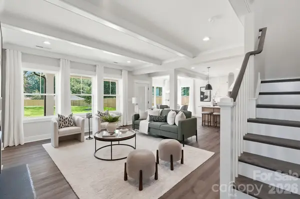 4020 Avalon AVE, Charlotte, NC 28208