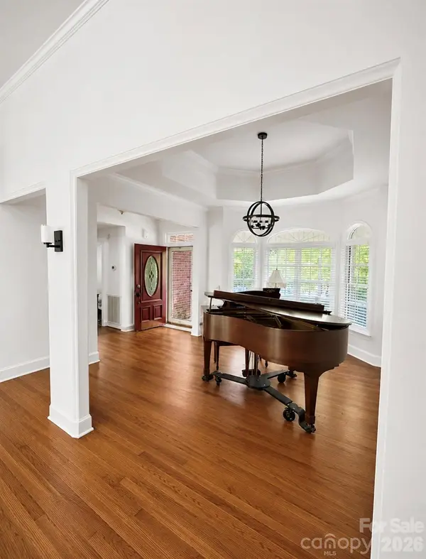 5406 Club View DR, Concord, NC 28025