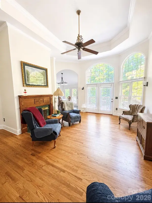 5406 Club View DR, Concord, NC 28025