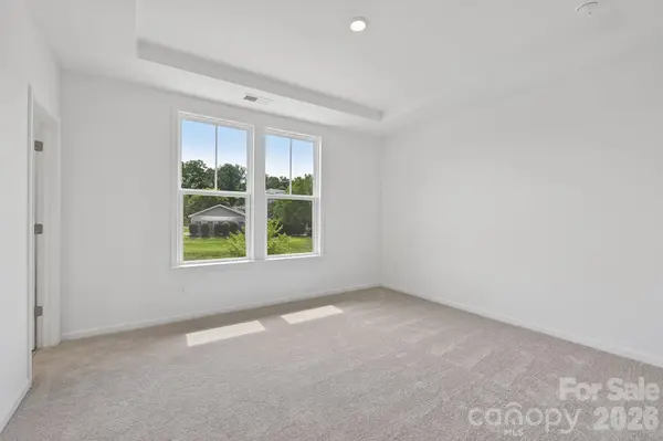 1804 Alexander Village Main DR, Charlotte, NC 28262