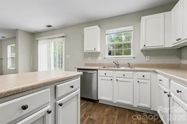 2100 Cranberry Woods CT, Charlotte, NC 28208