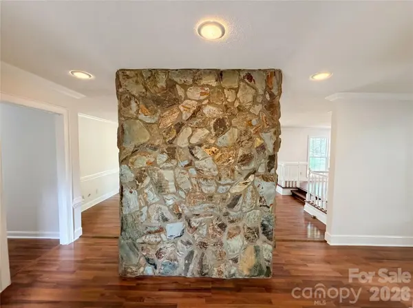 6024 Dovefield RD, Charlotte, NC 28277