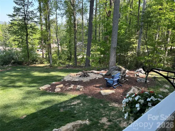 88 Pounding Mill None, Hendersonville, NC 28792