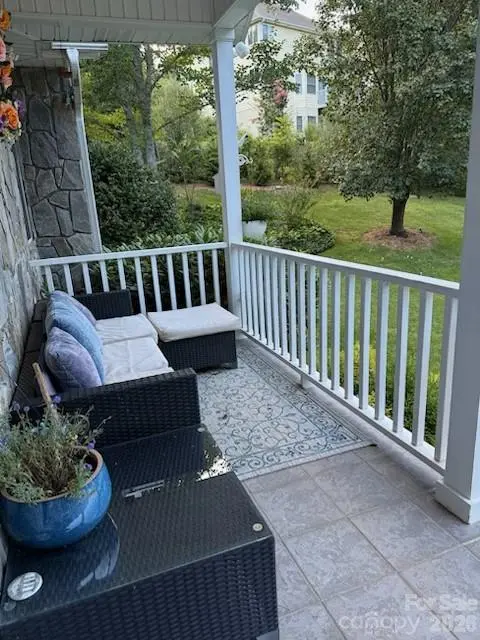 9 Double Eagle DR, Weaverville, NC 28787