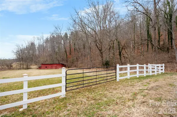 514 Roy Forrester RD, Mars Hill, NC 28754