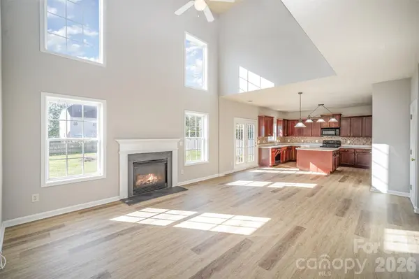 5805 Lindley Crescent DR, Indian Trail, NC 28079