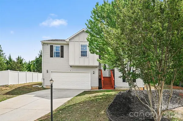 391 Lone Tree LN,  Clover,  SC 29710