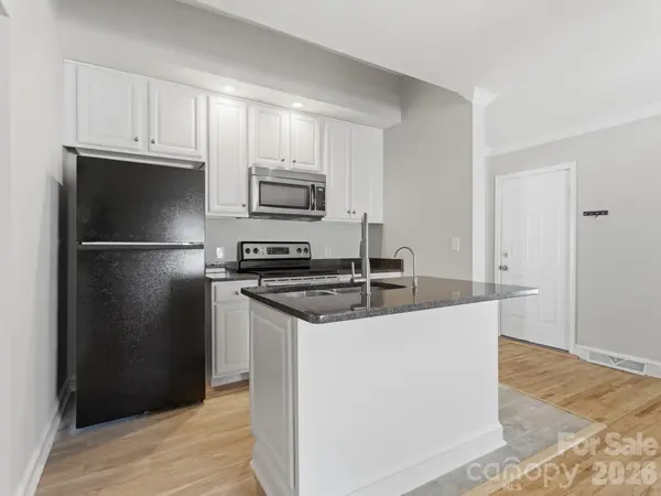 158 NW Academy ST, Concord, NC 28025