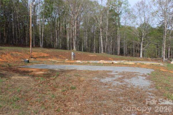 57 Hazel DR #8-9, Nebo, NC 28761