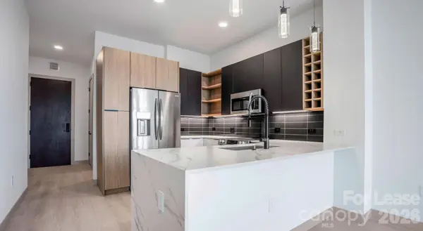 111 E Carson BLVD #Mina, Charlotte, NC 28203