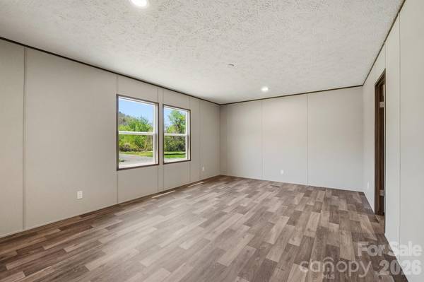 127 Peaceful Hill DR, Old Fort, NC 28762