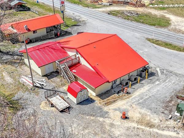 11214 US 19 HWY N, Maggie Valley, NC 28751