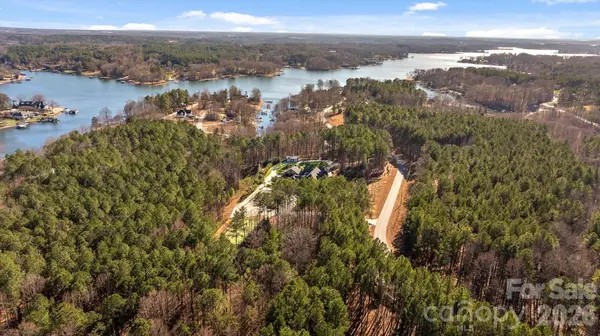 135 Stillwater RD, Troutman, NC 28166