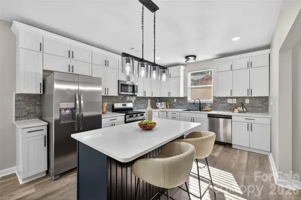 1309 Fairmont ST, Charlotte, NC 28216