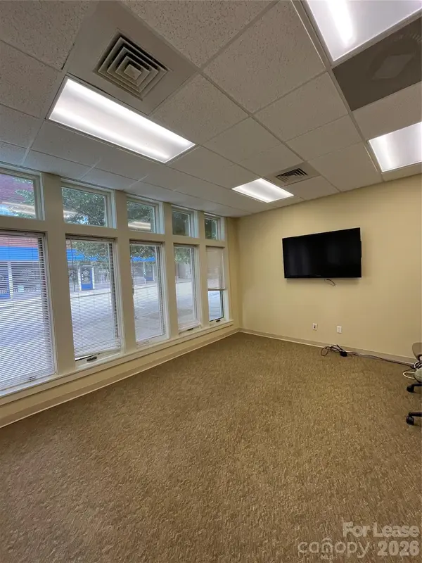 71 N Market ST, Asheville, NC 28801