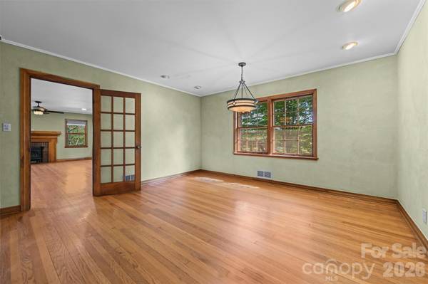 432 Turkey Creek RD, Leicester, NC 28748