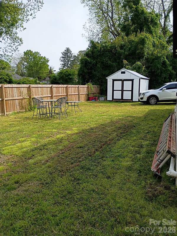 104 N Branch ST, Elm City, NC 27822