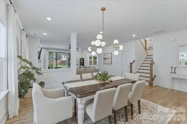 2904 Clemson AVE, Charlotte, NC 28205