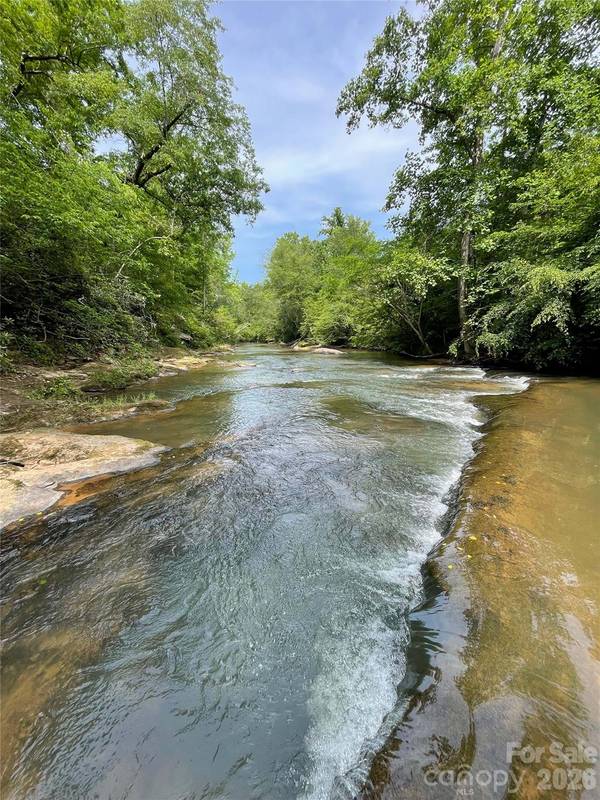 132 Howser DR, Casar, NC 28020