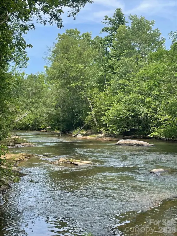 132 Howser DR, Casar, NC 28020