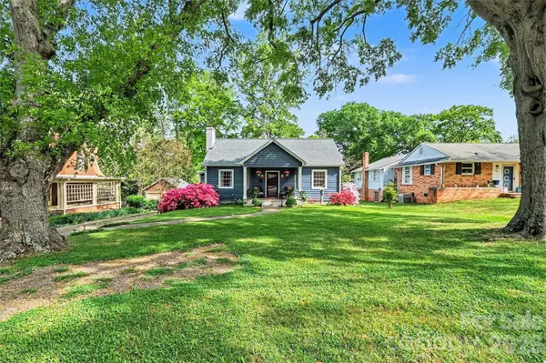 720 W Sumter ST, Shelby, NC 28150