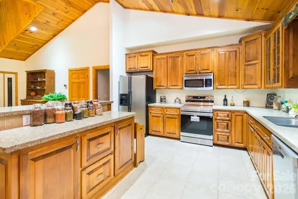 241 Crocus LN, Sylva, NC 28779