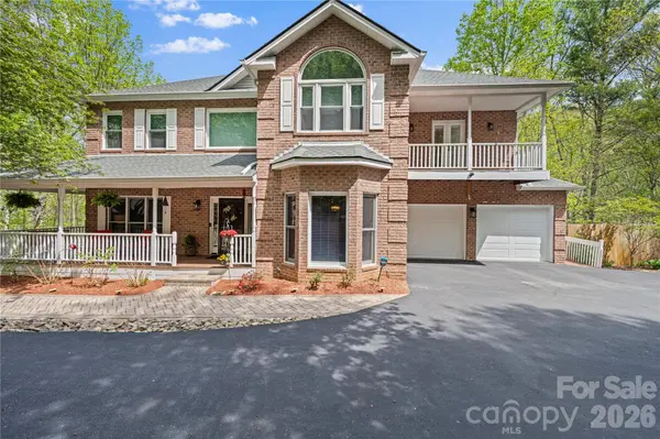 483 Heather Marie DR, Hendersonville, NC 28792