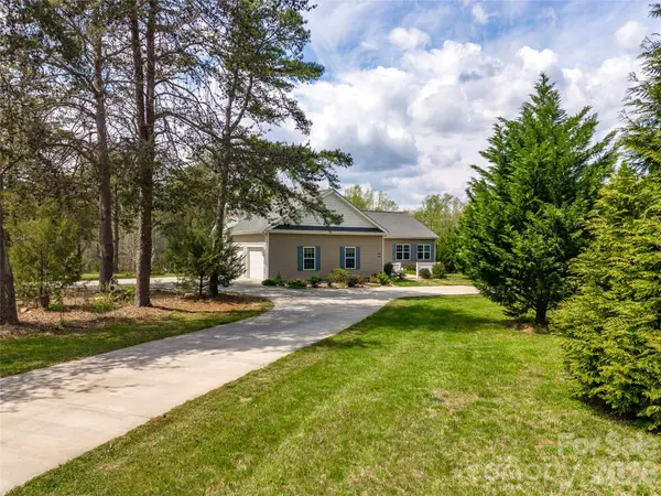 2500 S Blackstock RD, Landrum, SC 29356
