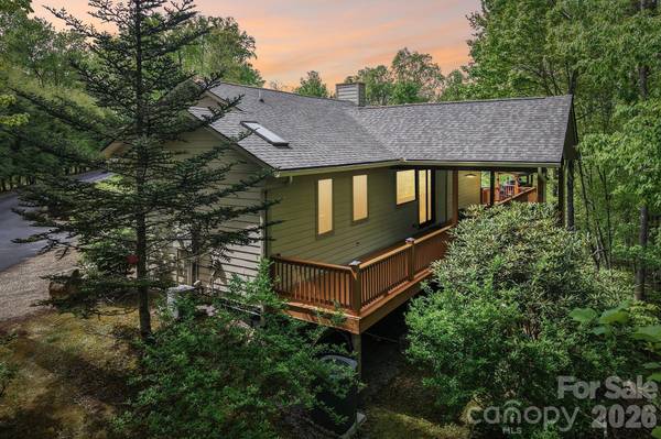 519 Susanna Cove RD #8, Mars Hill, NC 28754