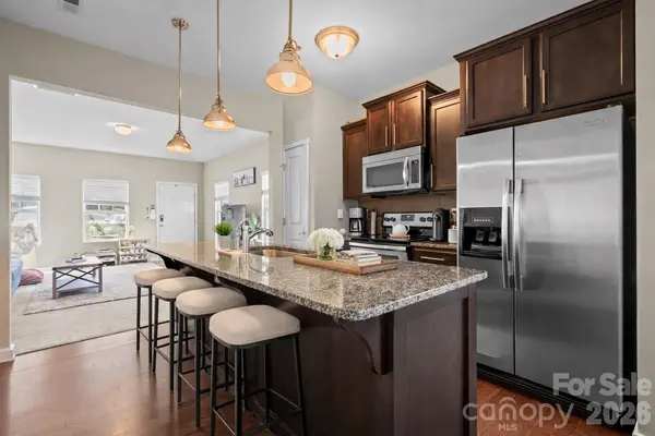 126 Cadbury LN, Fort Mill, SC 29715